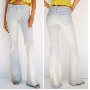 Anthropologie NWT Pilcro Low-Rise Jeans Size 32.